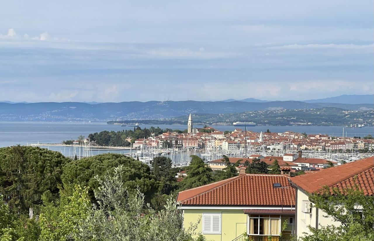 Magnolia Apartments Izola Exterior photo